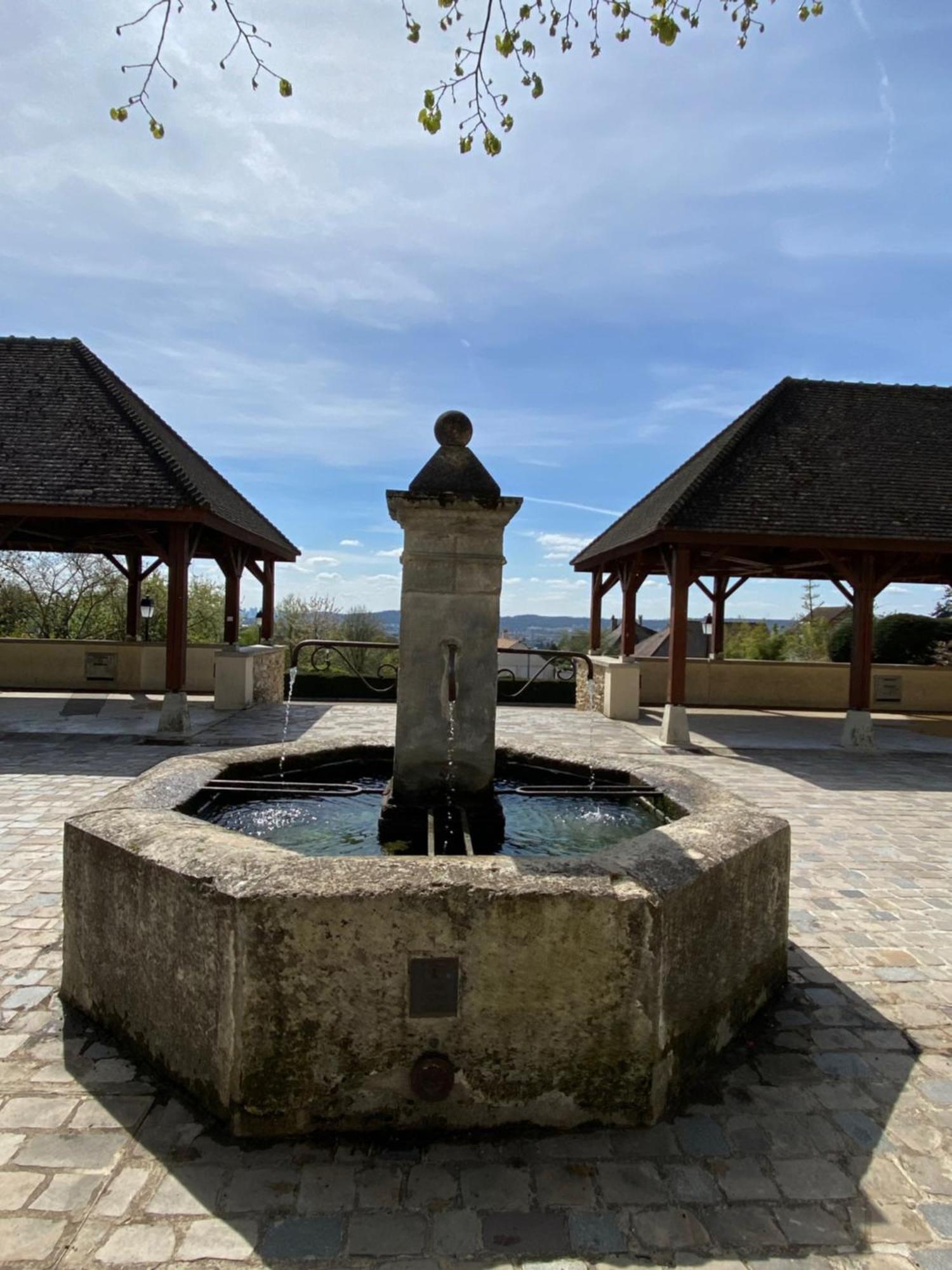 La Villa Perchee Calme, Sauna, Parking Prive Saint-Prix (Val d'Oise) Exterior foto