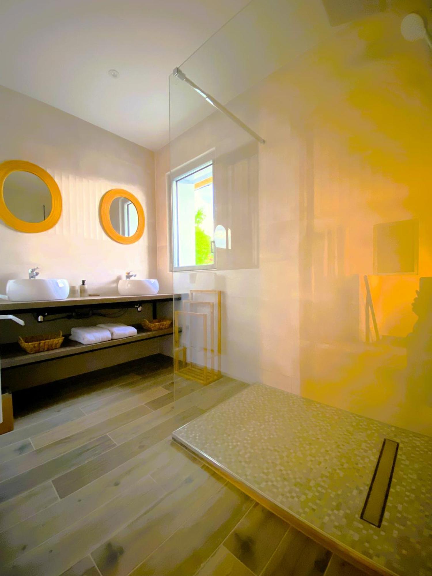 La Villa Perchee Calme, Sauna, Parking Prive Saint-Prix (Val d'Oise) Exterior foto